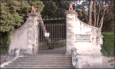 Immagine: Foto villa baciocchi entrata con scale